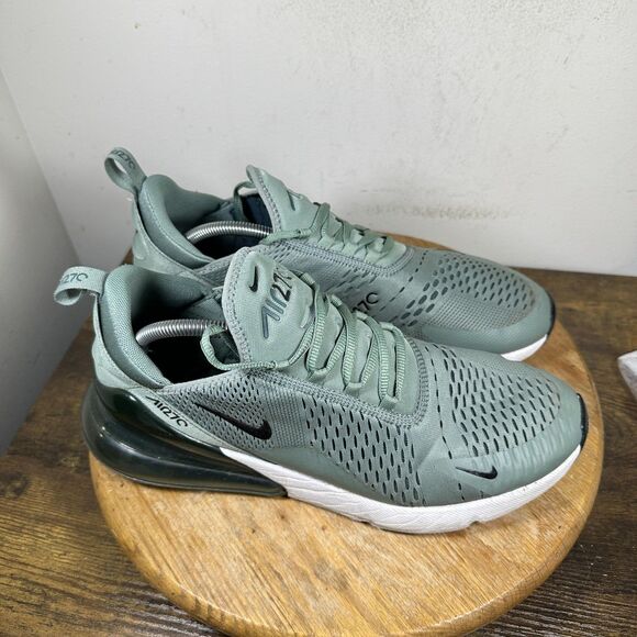 Nike Air Max 270 Shoes Mens Size 12 Green AH8050-300 Sneakers Athletic Running